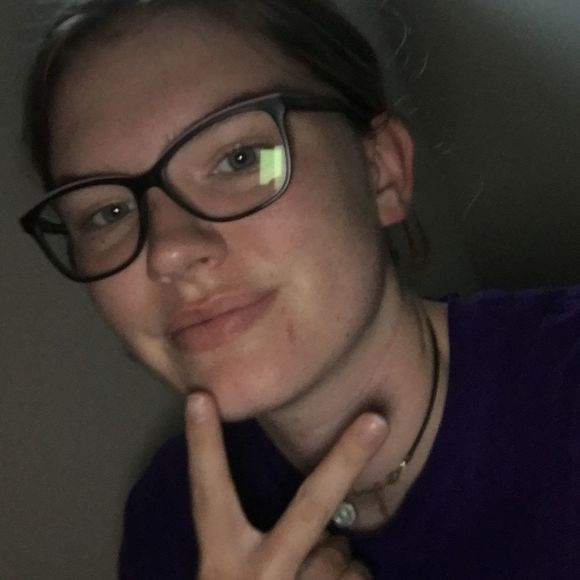 Meet your Posher, Maggie - Picture 1 of 1